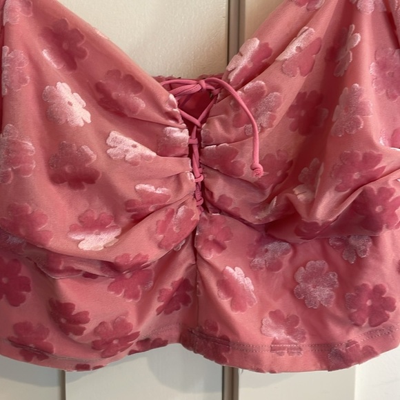 For Love and Lemons Lusk cropped burnout velvet puff sleeve top - Picture 2 of 14